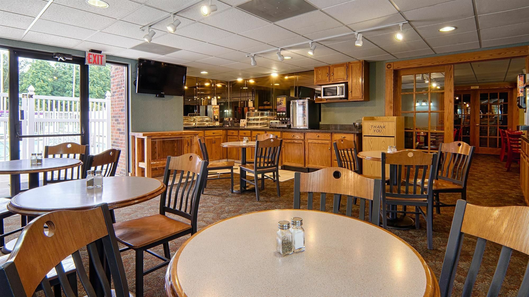 Best Western Kendallville Inn Ngoại thất bức ảnh